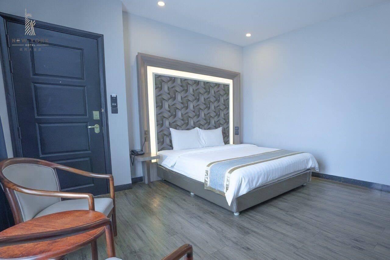 New York Hotel Phnom Pen Exterior foto