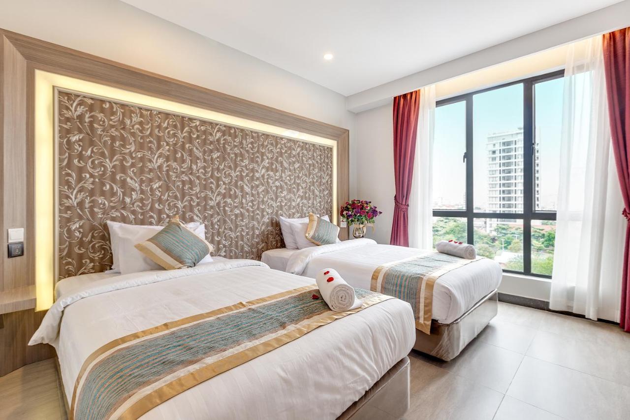 New York Hotel Phnom Pen Exterior foto