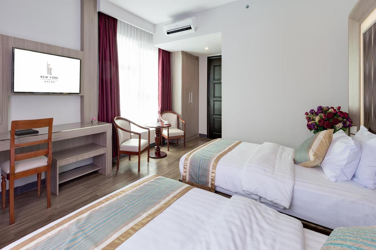 New York Hotel Phnom Pen Exterior foto